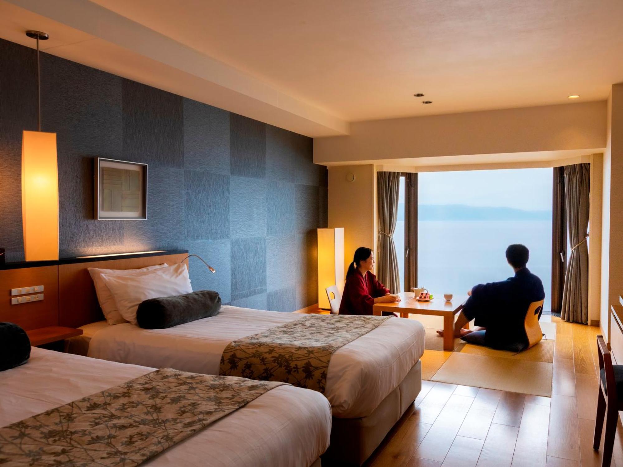 The Lake View Toya Nonokaze Resort Toyako Exterior photo